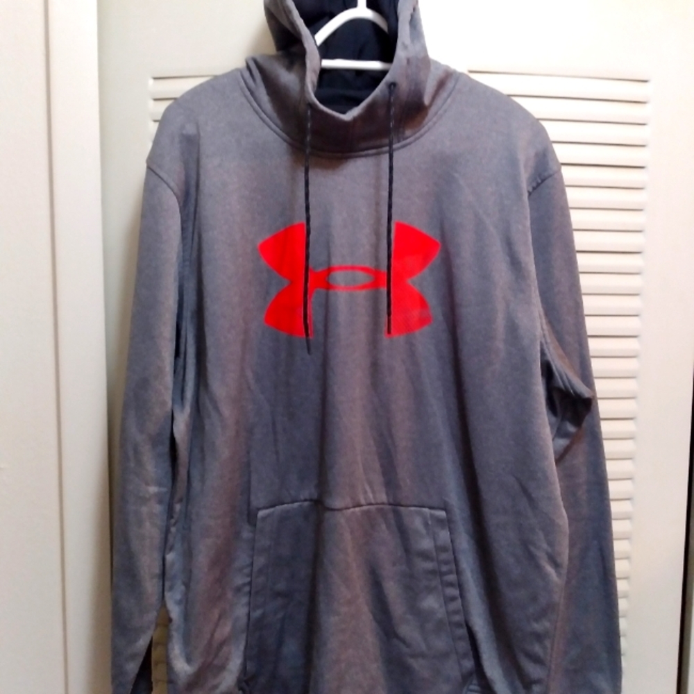 Under Armour Hoodie